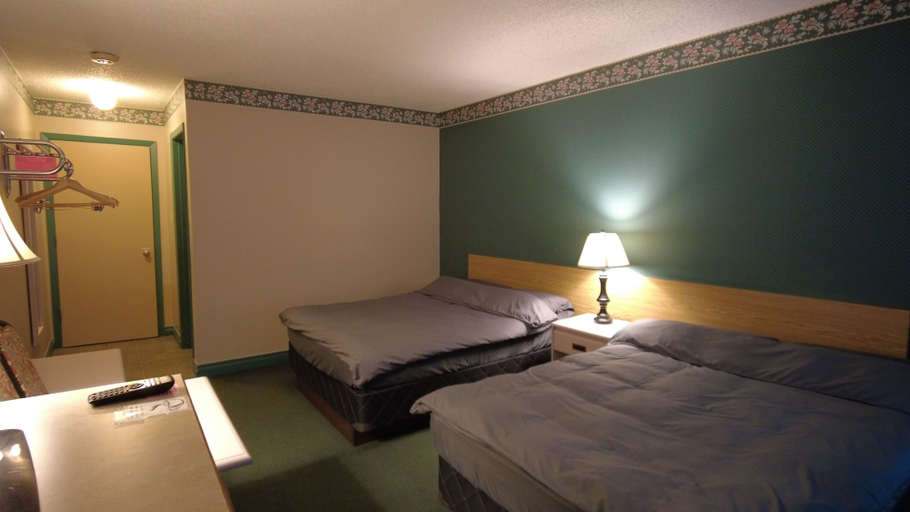Bedroom 3, Sundre Motor Inn, Division No. 6