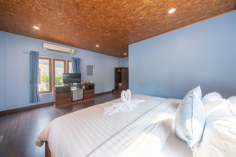 Bedroom 3, Sea Far Resort, K. Ko Kut
