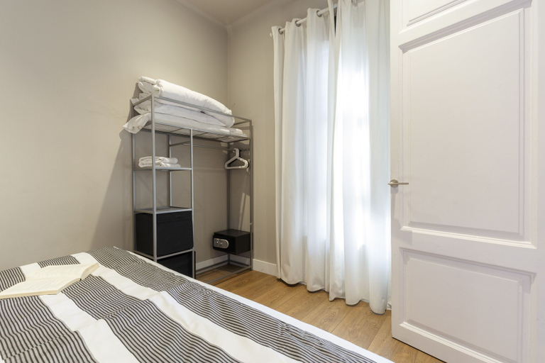 Bedroom 3, AinB Eixample Miró Apartments, Barcelona