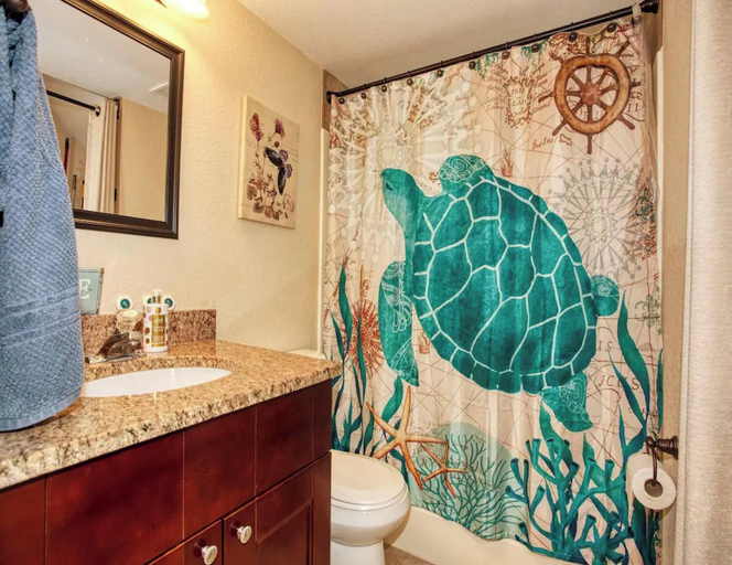 Bathroom 4, Whiskey Village 103, Lee