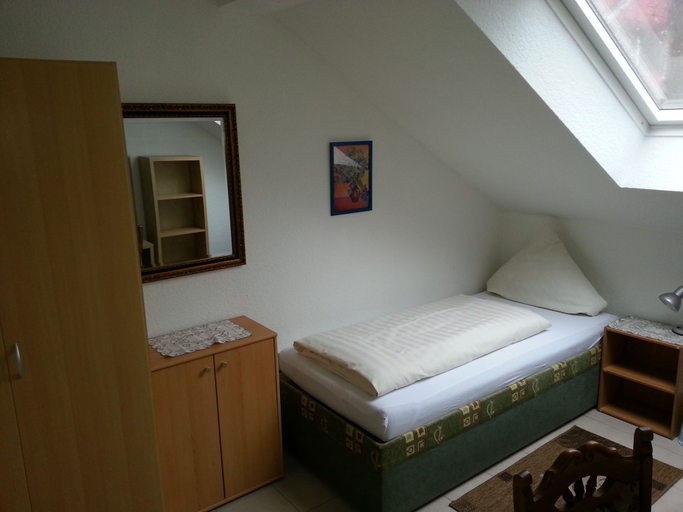 Bedroom 2, Am Kamin, Duisburg