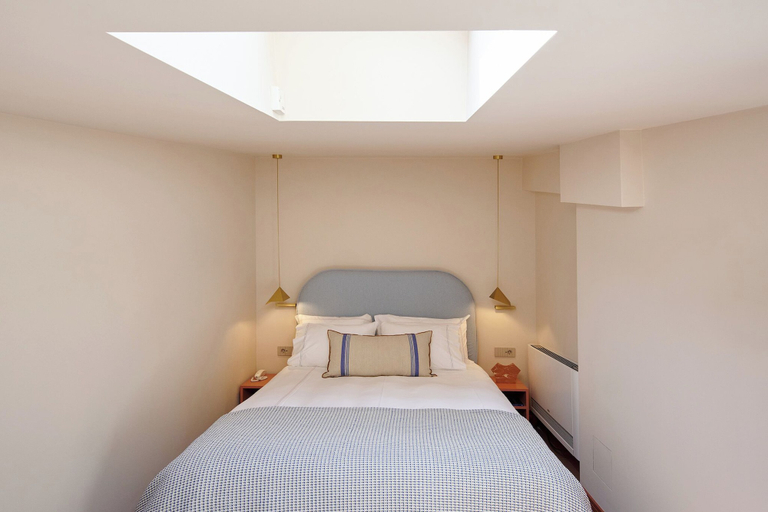 Bedroom 4, Loom Athens, Attica