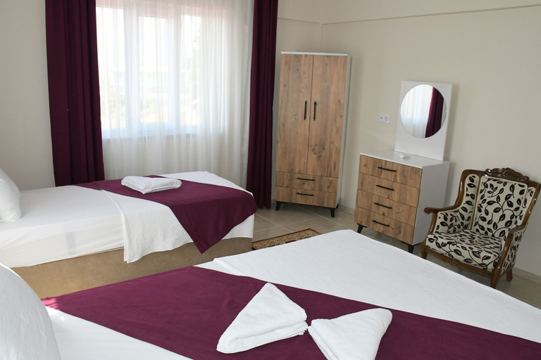Bedroom 3, The Titanic House, Akköy