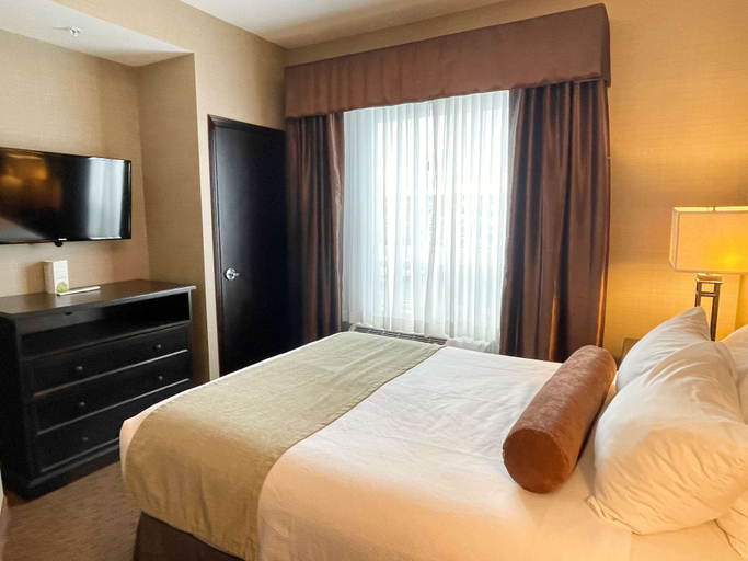 Bedroom 3, Best Western Plus Okotoks Inn & Suites, Division No. 6