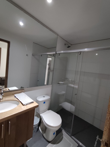 Bathroom 4, Rolos Apartamentos Amoblados, Santafé de Bogotá