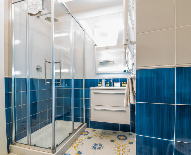 Bathroom 5, Hotel & Resort Le Axidie, Napoli