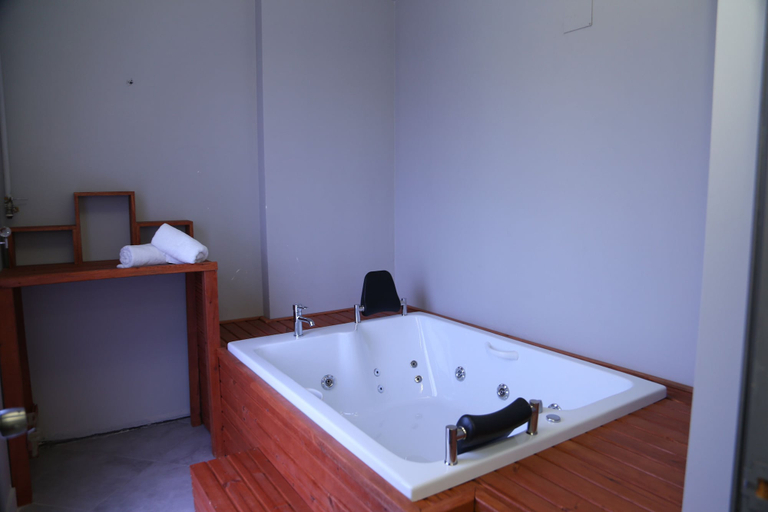 Bathroom, Grandmer Suit Otel, Merkez
