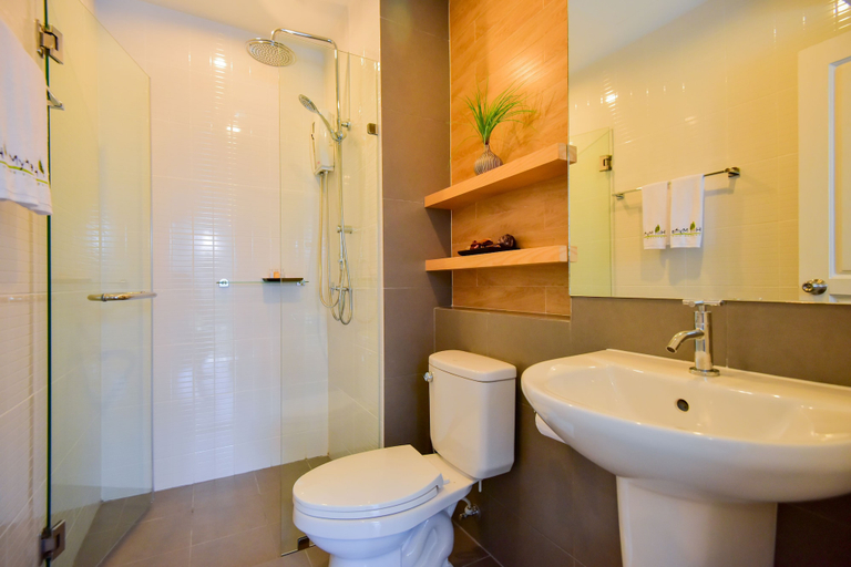 Bathroom 3, Hill Myna Condotel, Phuket Island