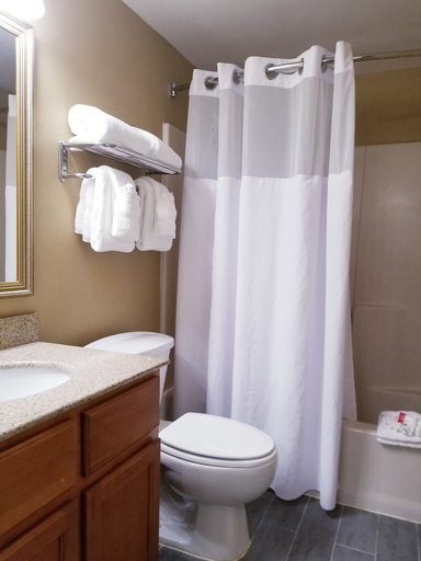 Bathroom 4, Baymont by Wyndham Indianapolis Northwest, Marion