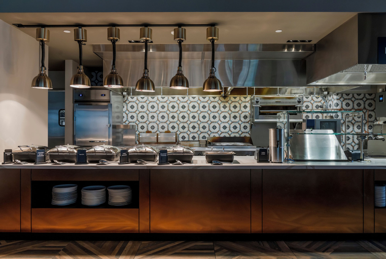 Food & Drinks 5, Embassy Suites by Hilton Virginia Beach Oceanfront Resort, Virginia Beach