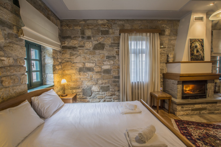 Bedroom 3, Gaia Guesthouse, Epirus