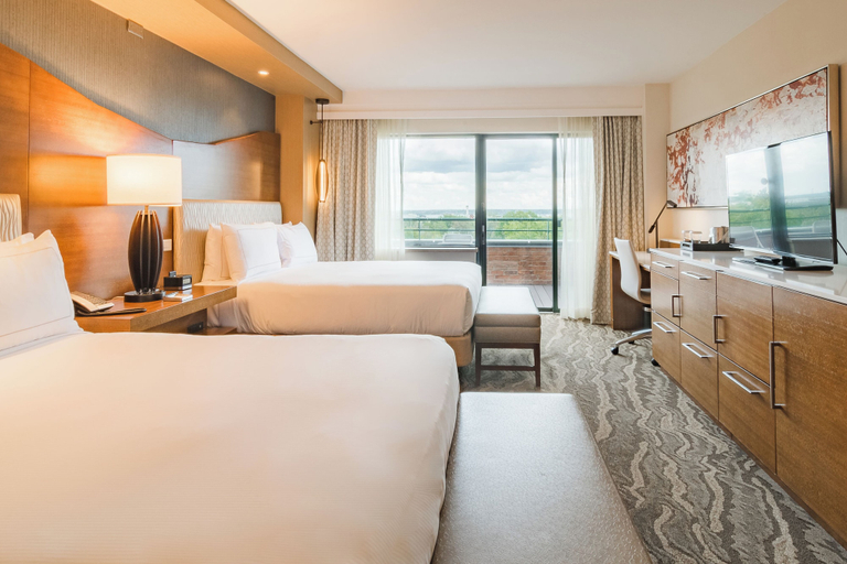 Bedroom 4, The Inverness Denver, a Hilton Golf & Spa Resort, Arapahoe