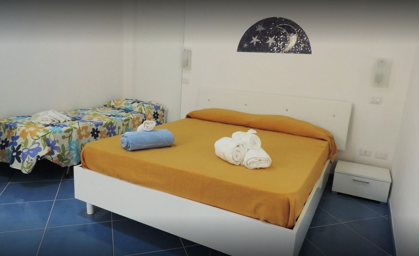 Bedroom 4, Mediterraneo Rooms, Salerno