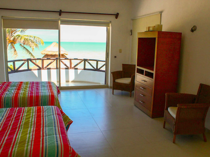 Bedroom 3, Iz Cay Luxury Ocean Front Villa, Ixil