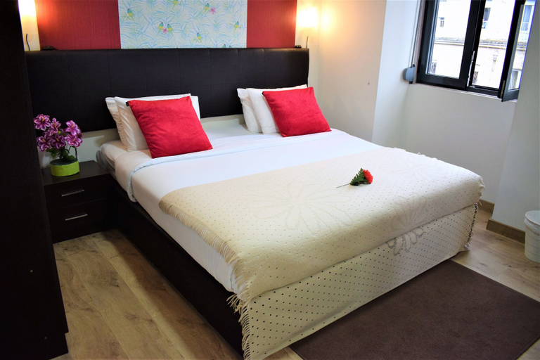 Bedroom 2, Universo Romântico Guesthouse & Spa, Lisbon