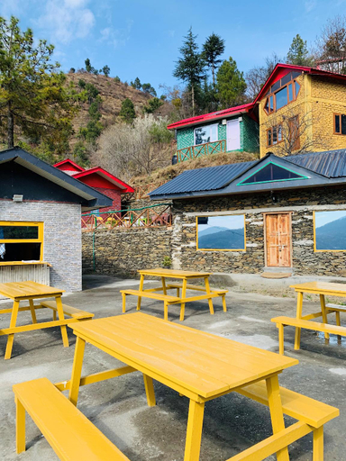 Public Area, Lockwood Cottages, Shimla
