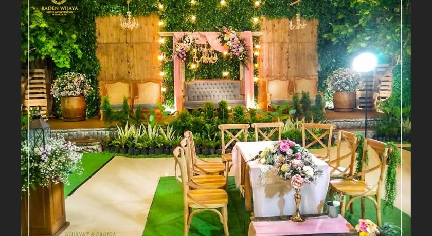 Raden Wijaya dan Convention Promo Price 2023 - tiket.com