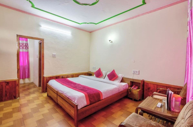Bedroom 5, Hotel Thakur, Kullu