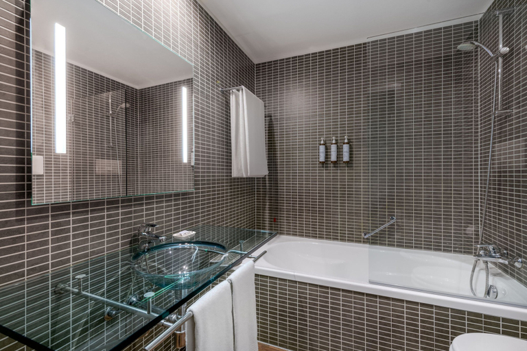 Bathroom 4, AC Hotel Brescia by Marriott, Brescia