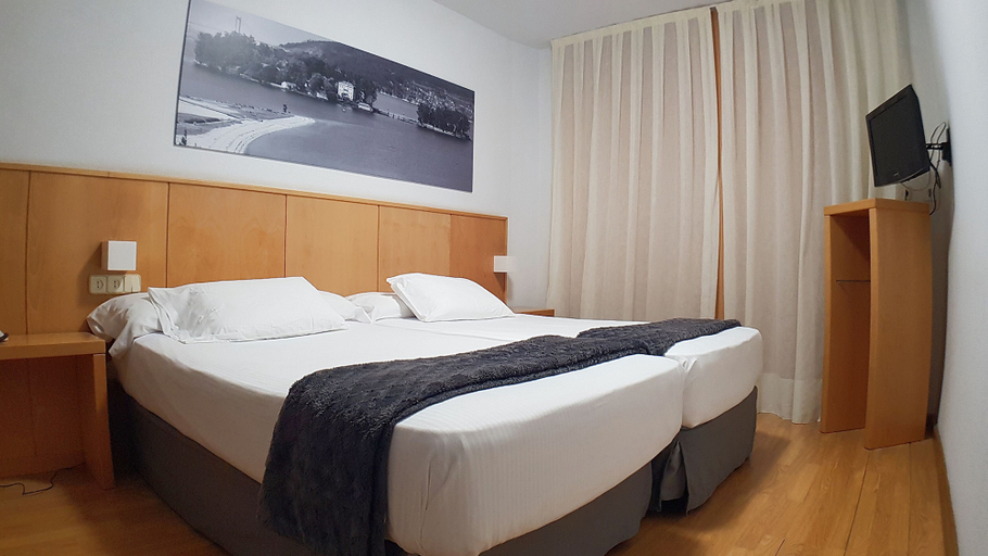 Bedroom 4, Hotel del Mar, Pontevedra