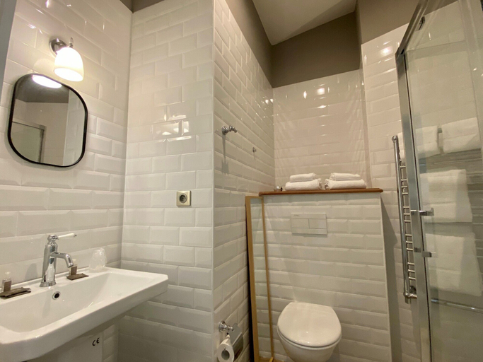 Bathroom 4, La Villa Beaupeyrat, Haute-Vienne