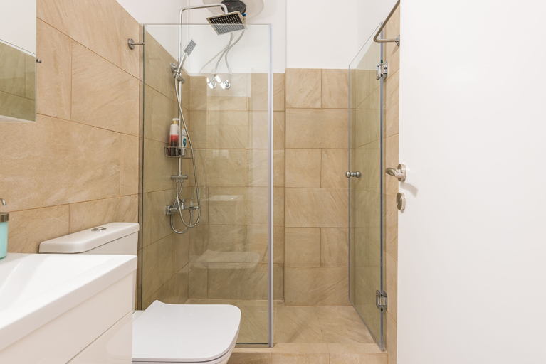 Bathroom 3, Apartment at Megaro Mousikis metro station 1bed 2 pers, Attica