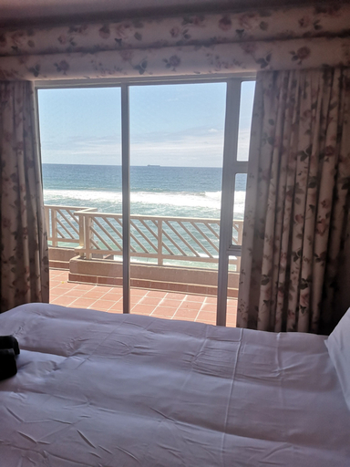 Bedroom 2, 26 Isikhulu, eThekwini