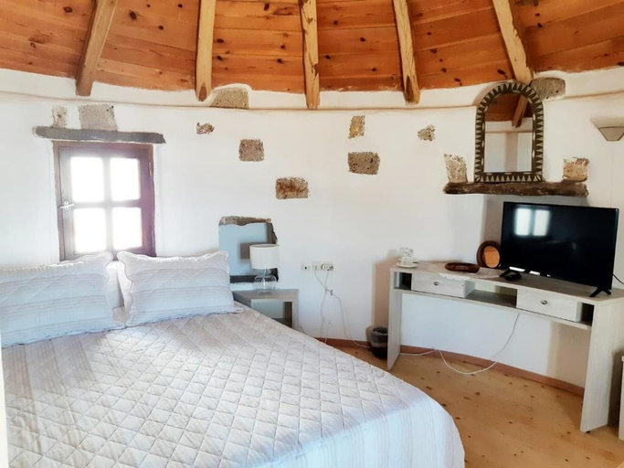 Bedroom 3, Fotilia Hotel, South Aegean