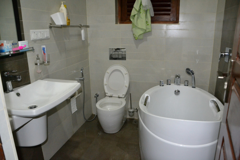 Bathroom 3, Villa Sam & Sun, Galle Four Gravets
