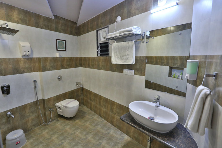 Bathroom 4, Alcor Kumbhalgarh – the family getaway, Rajsamand