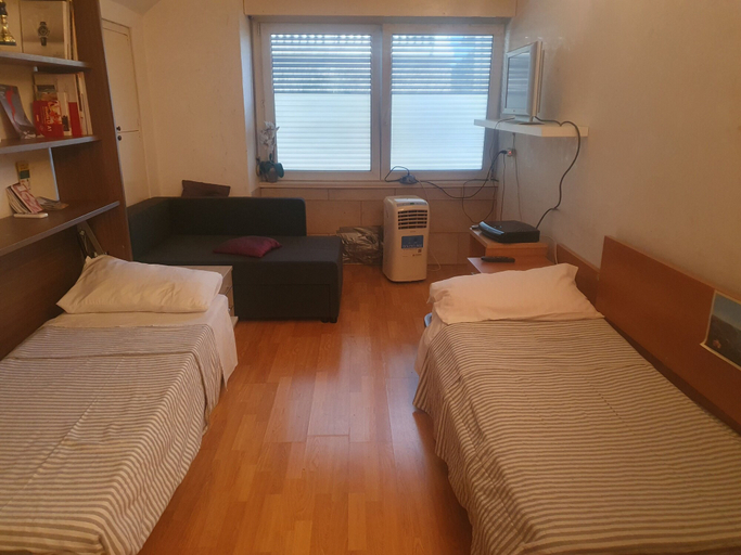 Bedroom 3, Family Groundfloor Flat Central Lugano, Lugano