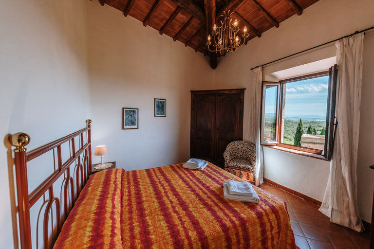 Bedroom 3, Villa di Sotto, Siena