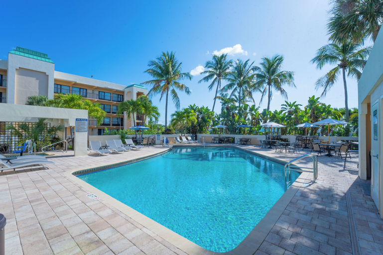 Boca Plaza, Palm Beach