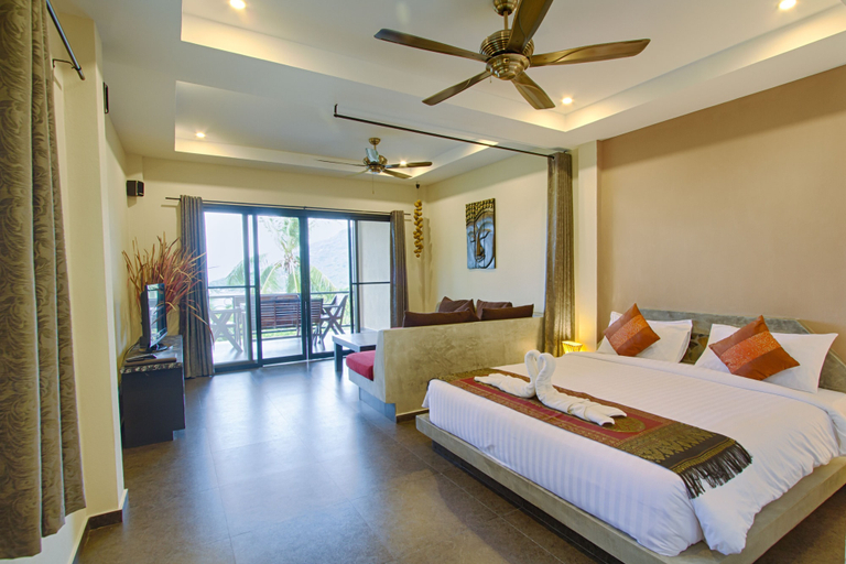 Bedroom 2, Koh Tao Heights Apartments, Ko Phangan