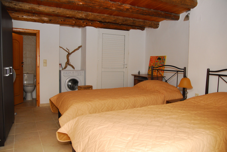Bedroom 2, Spitaki, Crete