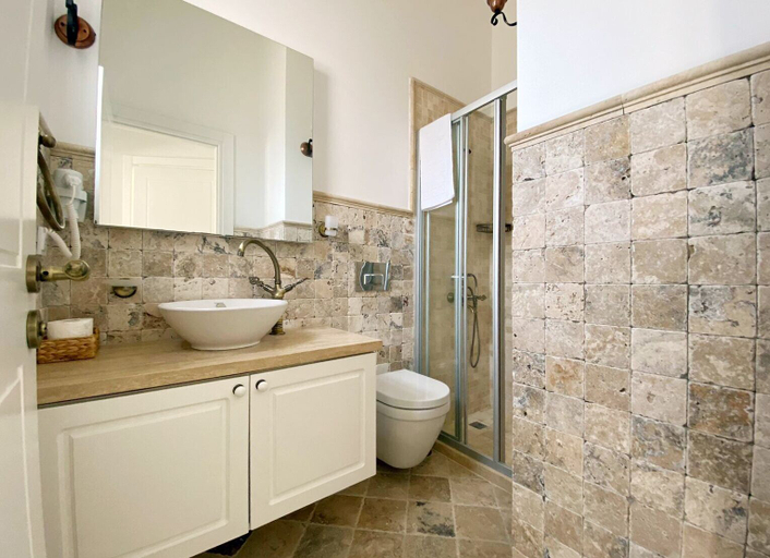 Bathroom 5, Fatma Hanım Konagi Alacati, Çeşme