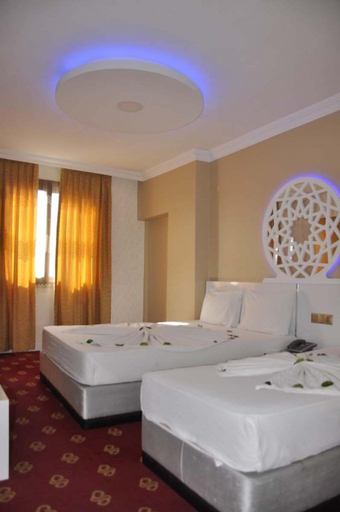 Bedroom 4, Ugur Hotel, Merkez