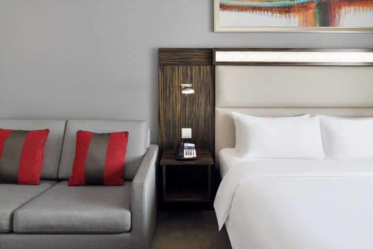 Bedroom 3, Holiday Inn Express DUBAI - INTERNET CITY by IHG, Dubai