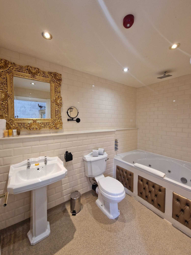 Bathroom 4, Rainhill Hall, Saint Helens