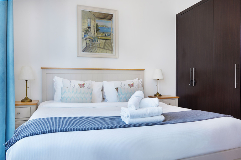 Bedroom 5, Maison Privee - Stunning Apartment w/ Dubai Marina View, Dubai