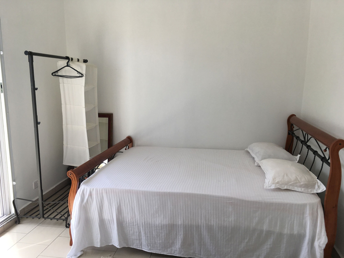 Bedroom 3, Villa 413, Black River
