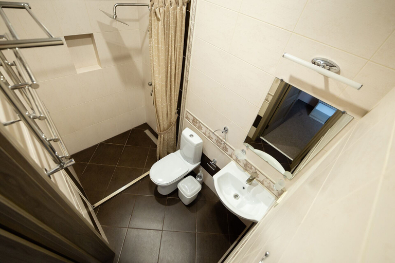Bathroom 3, Villa Sarra, Baranavichy