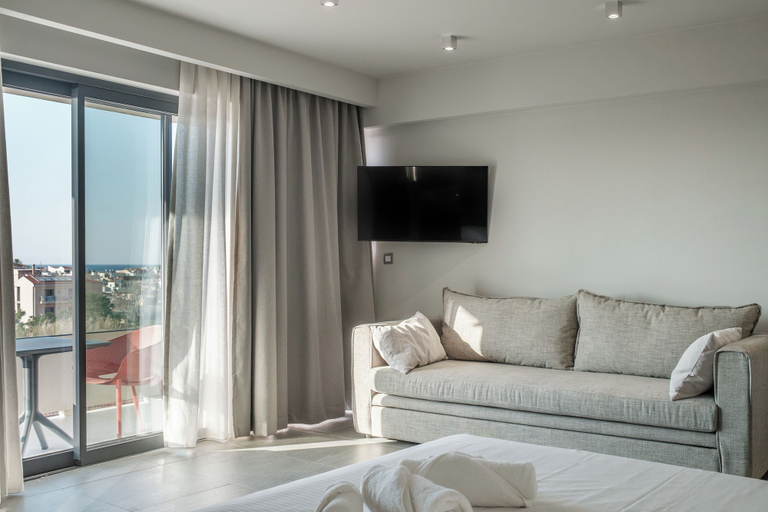 Others 5, Sky-High Central Penthouse - 03, Crete