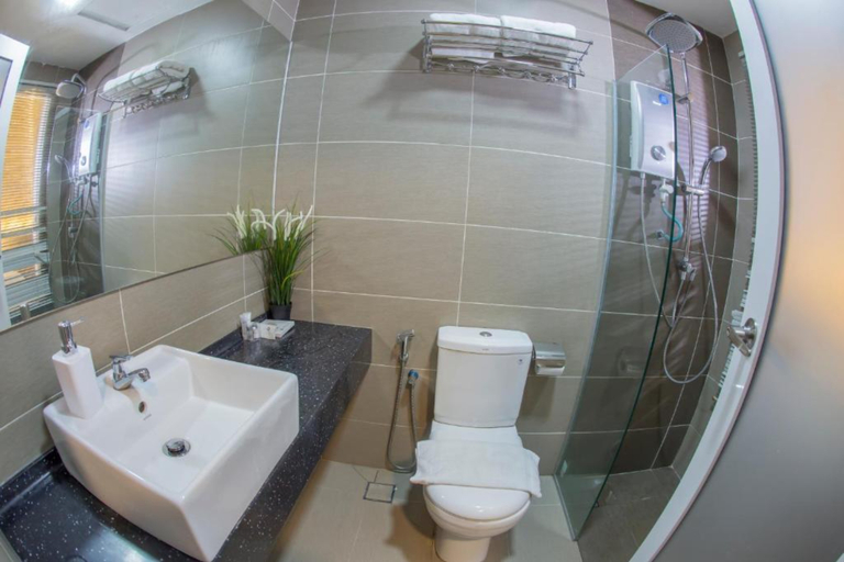 Bathroom 5, Hotel Sin Jo, Johor Bahru