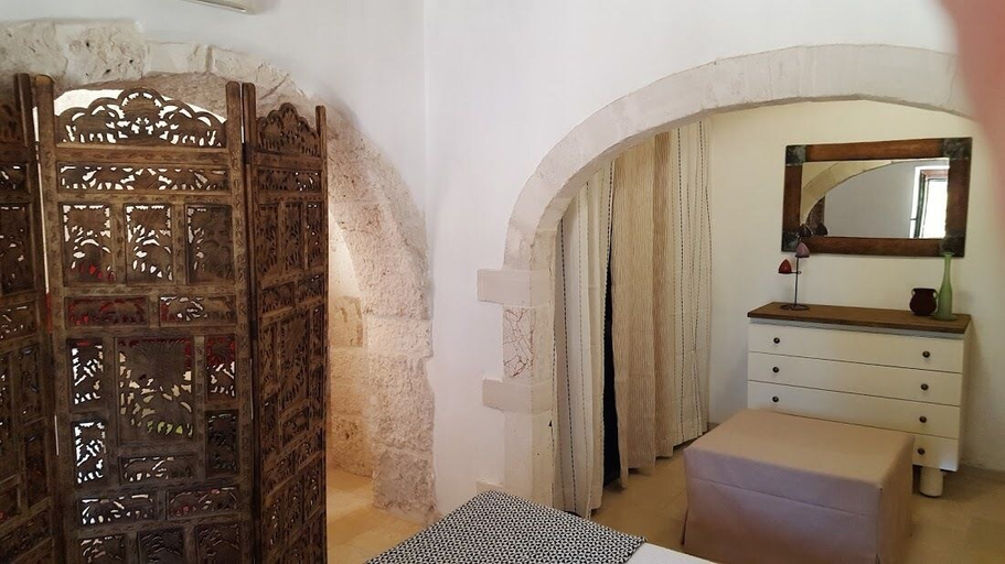 Bedroom 3, Trulli Parco Grande Con Piscina Privata, Bari