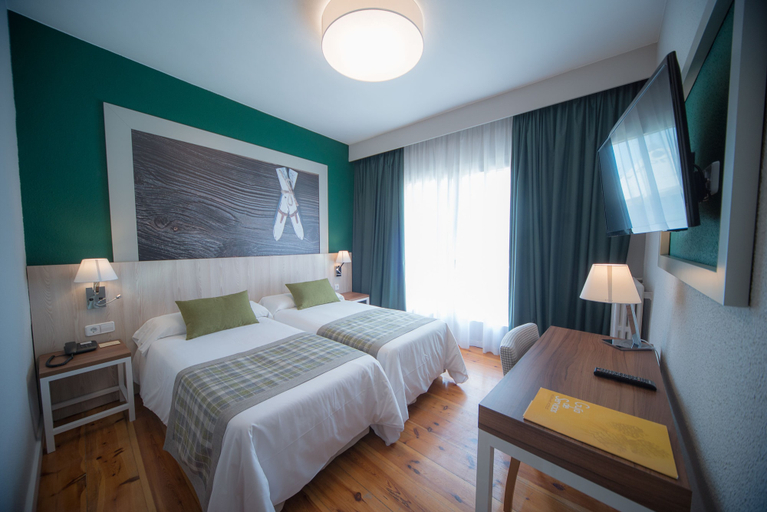 Bedroom 4, Gran Hotel De Jaca, Huesca