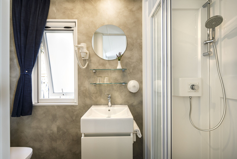 Bathroom 4, Maistra Camping Porto Sole Mobile homes, Vrsar