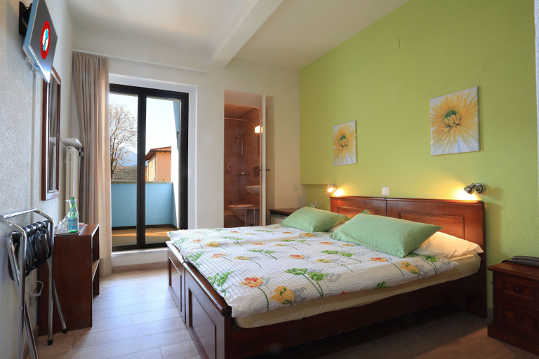 Bedroom 3, Osteria Ticino da Ketty & Tommy, Locarno
