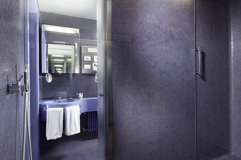Bathroom 4, UNA Hotels Vittoria Firenze, Florence