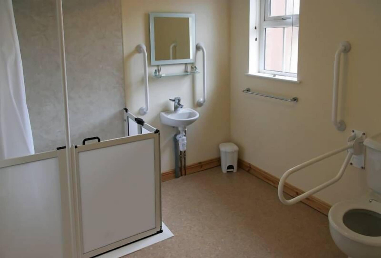 Bathroom 3, Stable Court Apartments, Antrim and Newtownabbey